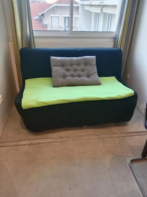 Insolite 22 Chambéry Extérieur photo